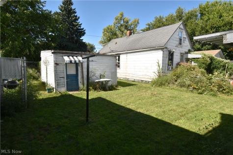 2064 W 44th Street Cleveland OH 44113