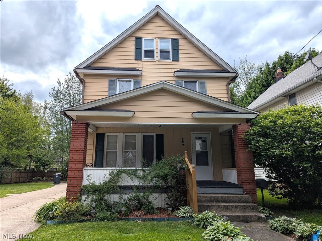 876 Avon Street Akron OH 44310