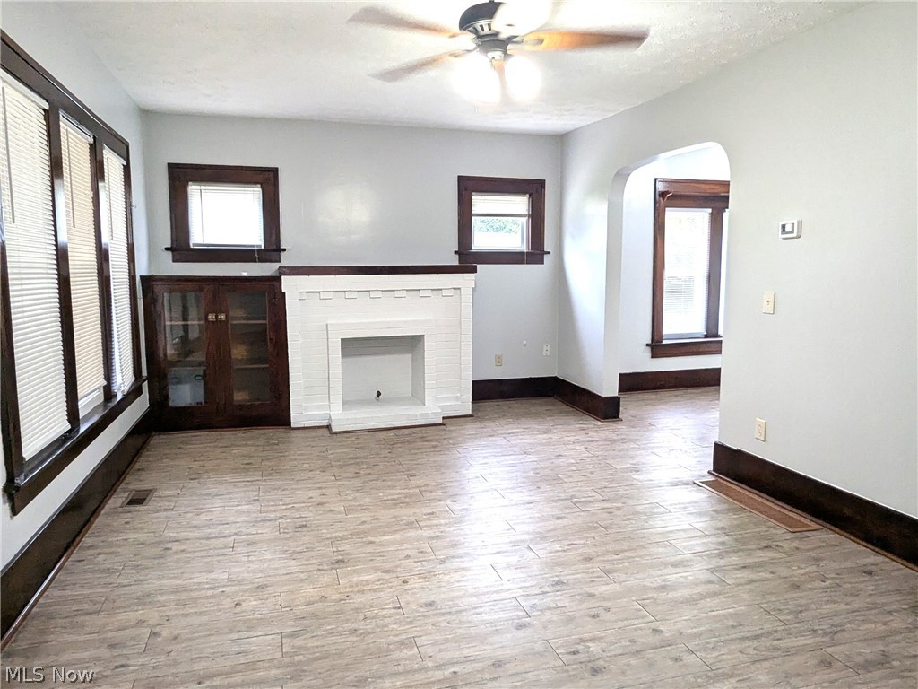 876 Avon Street Akron OH 44310