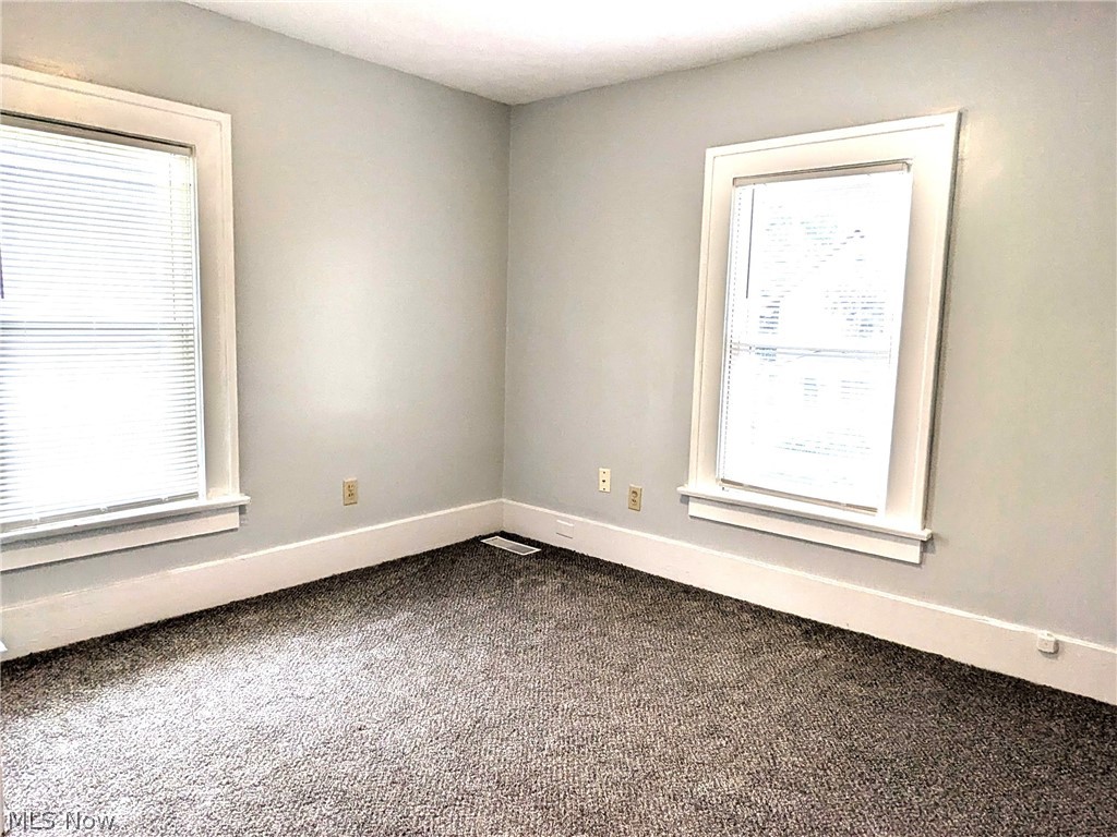 876 Avon Street Akron OH 44310