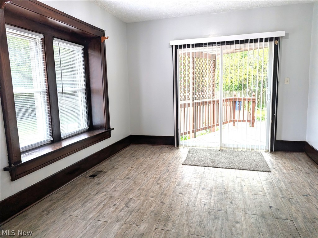 876 Avon Street Akron OH 44310