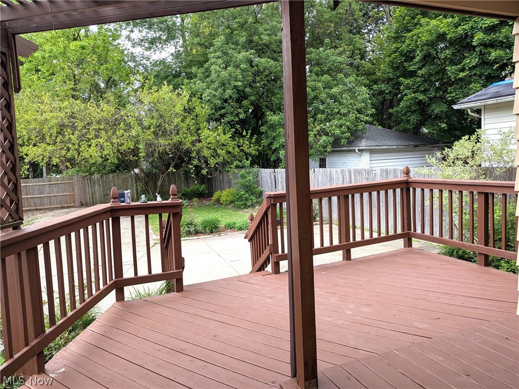 876 Avon Street Akron OH 44310