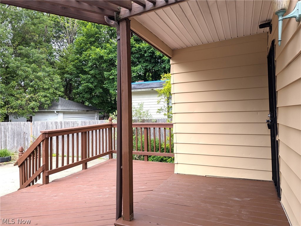 876 Avon Street Akron OH 44310