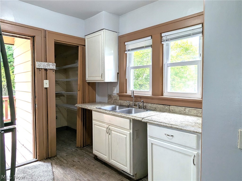 876 Avon Street Akron OH 44310
