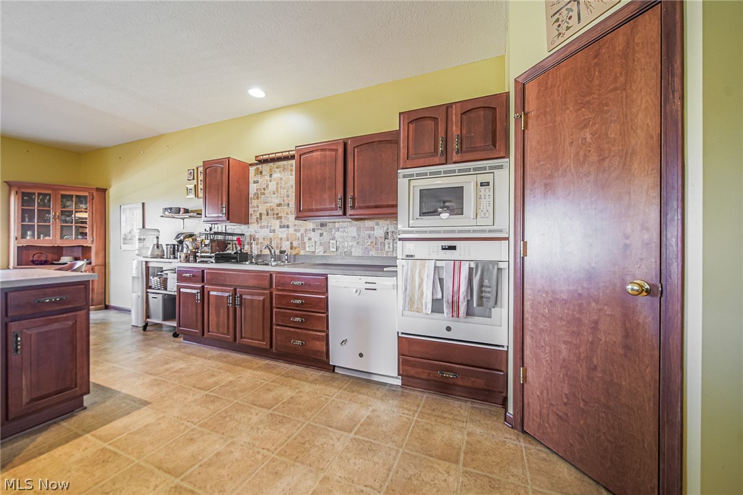 3730 Rice Road SW New Philadelphia OH 44663