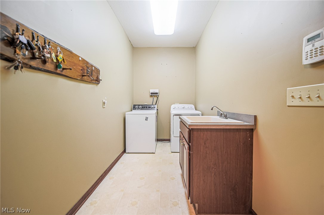 3730 Rice Road SW New Philadelphia OH 44663