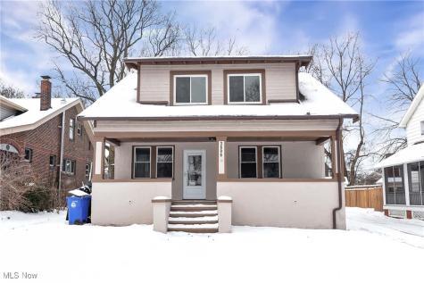 3698 Melbourne Avenue Cleveland OH 44111