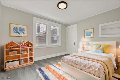 3698 Melbourne Avenue Cleveland OH 44111