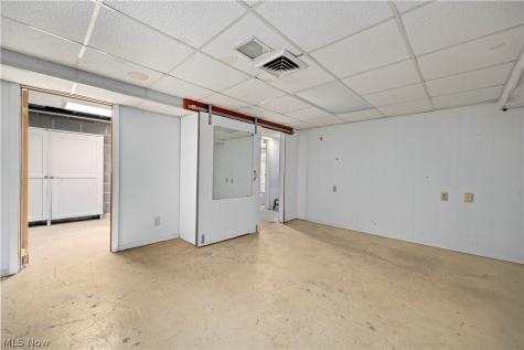 436 Courtland Street Wellington OH 44090