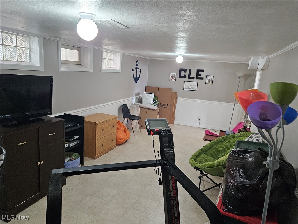 174 E 200th Street Euclid OH 44119