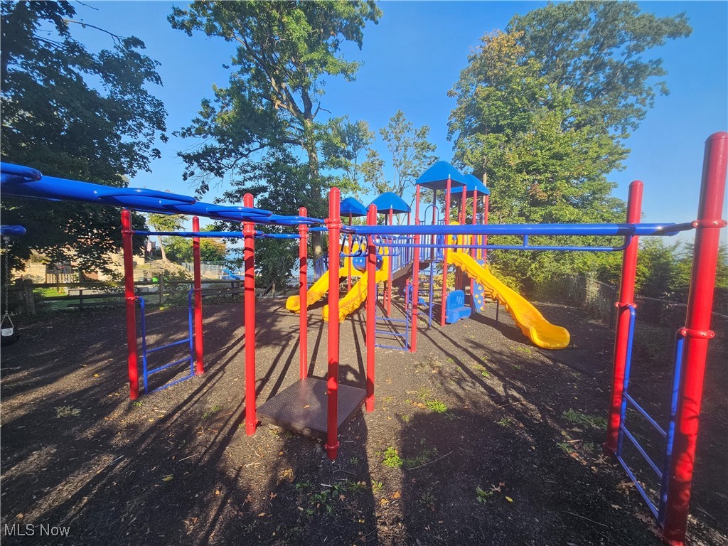 174 E 200th Street Euclid OH 44119