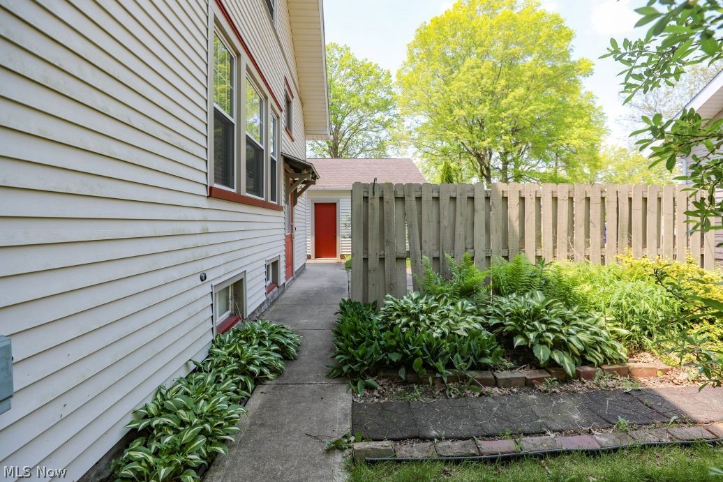228 Lawrence Street Ravenna OH 44266