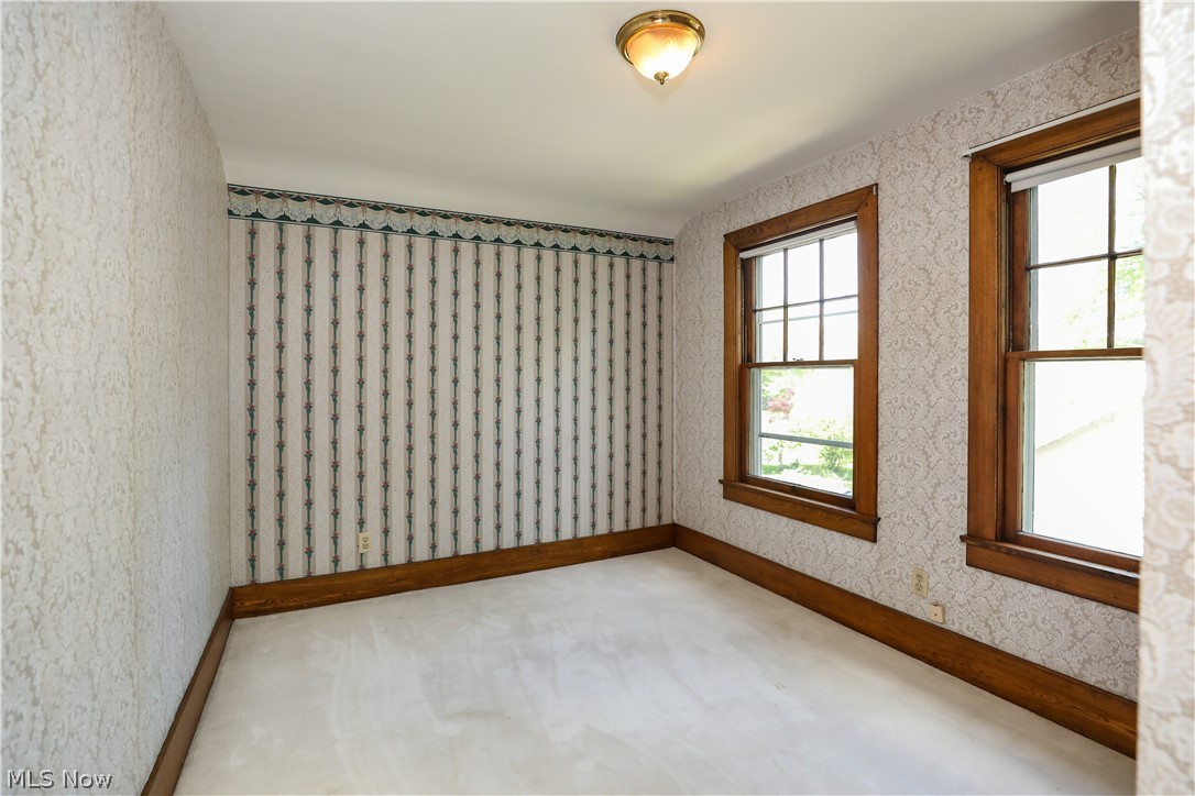 228 Lawrence Street Ravenna OH 44266