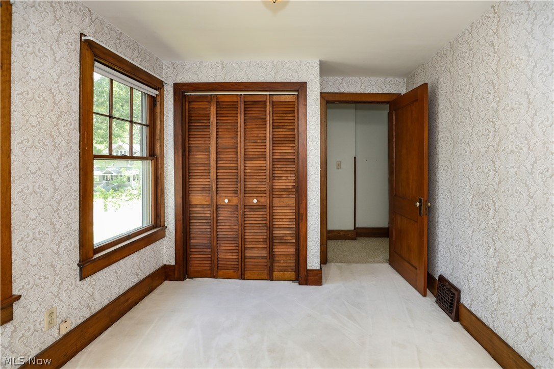 228 Lawrence Street Ravenna OH 44266
