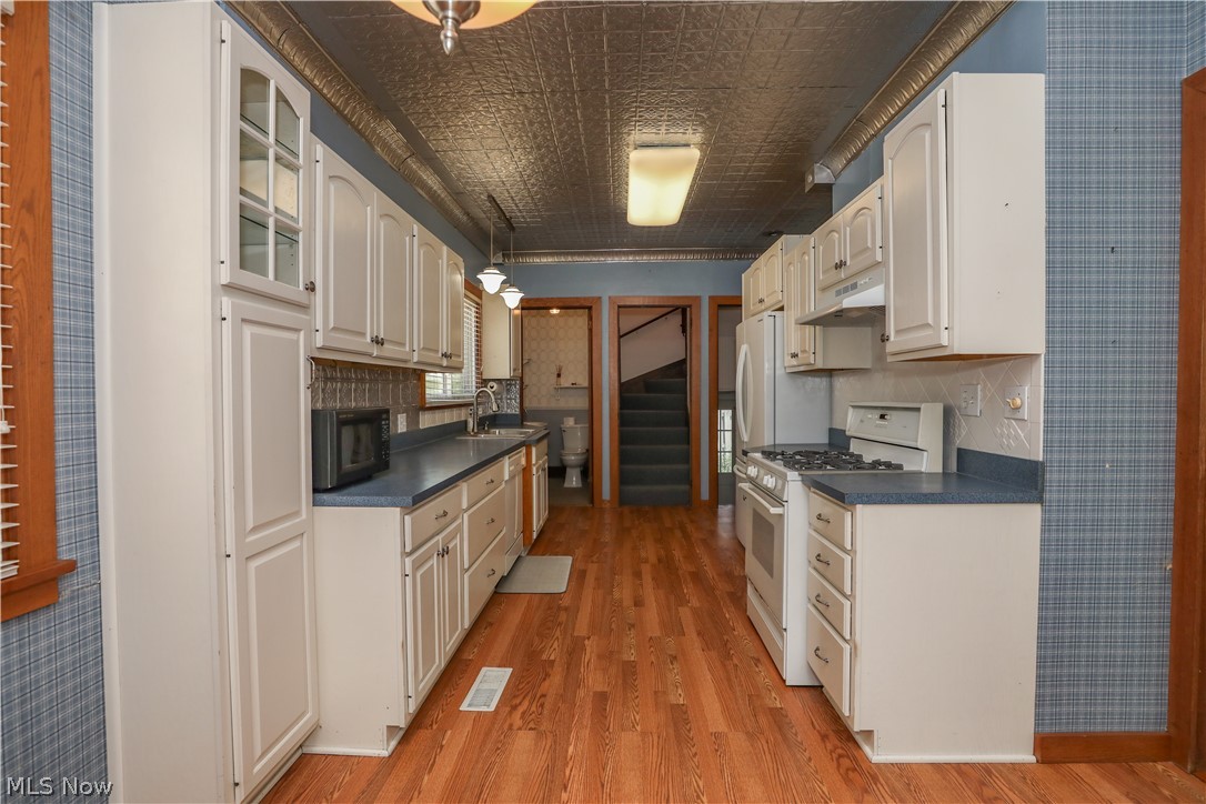 228 Lawrence Street Ravenna OH 44266