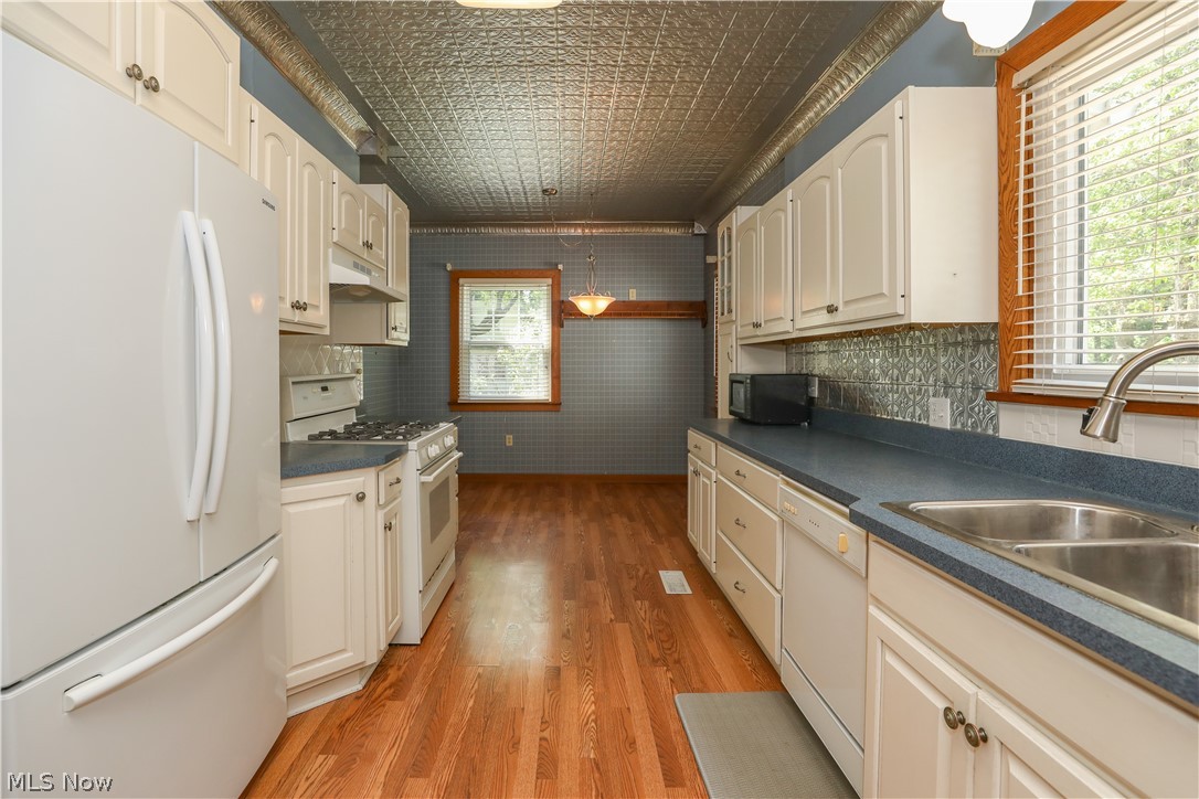 228 Lawrence Street Ravenna OH 44266