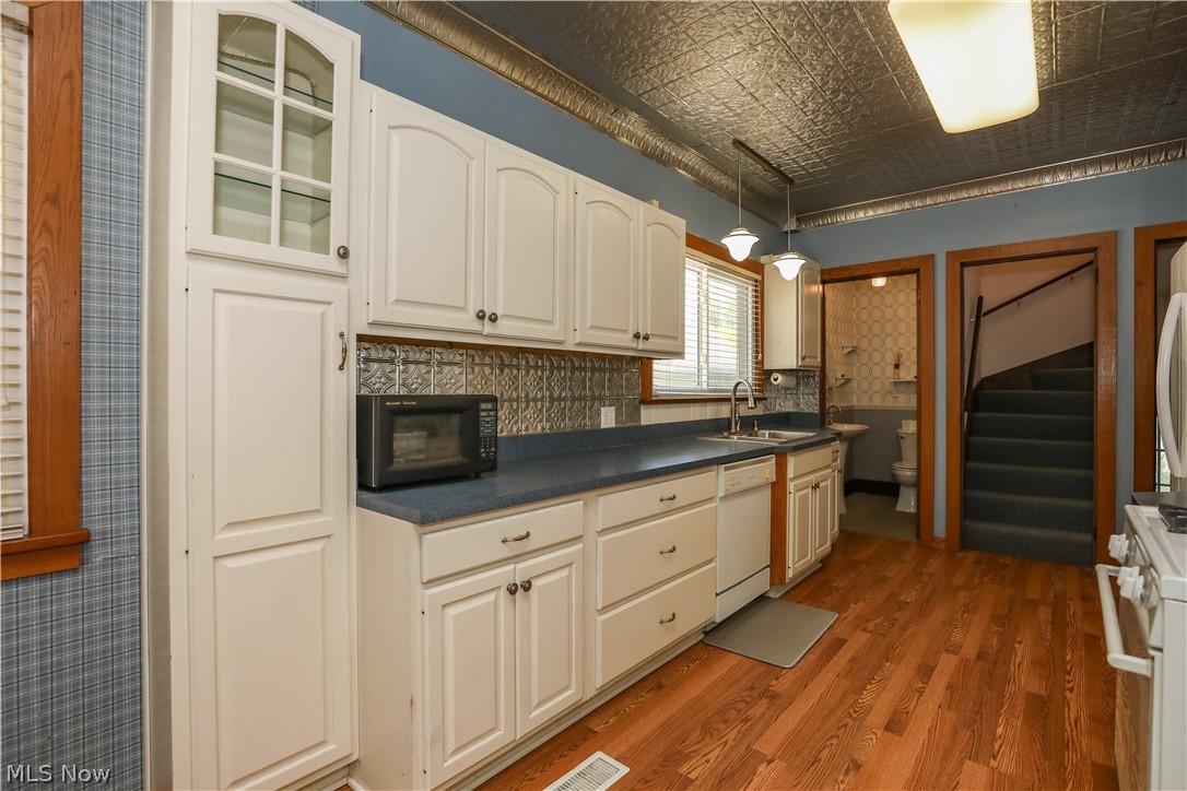 228 Lawrence Street Ravenna OH 44266