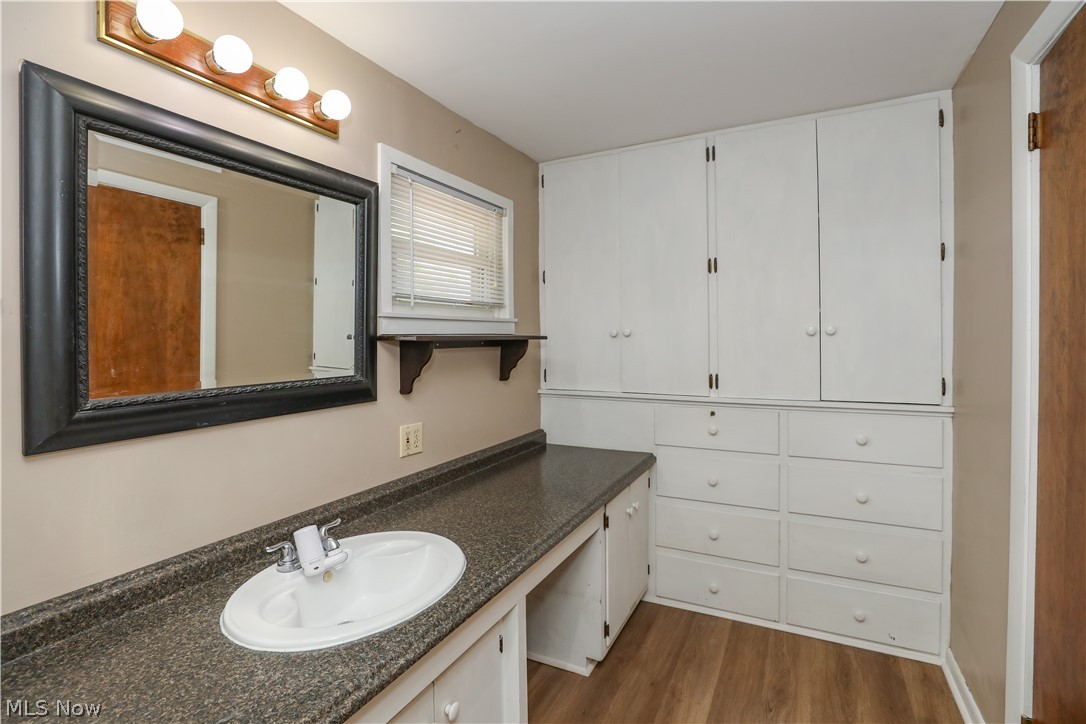 228 Lawrence Street Ravenna OH 44266