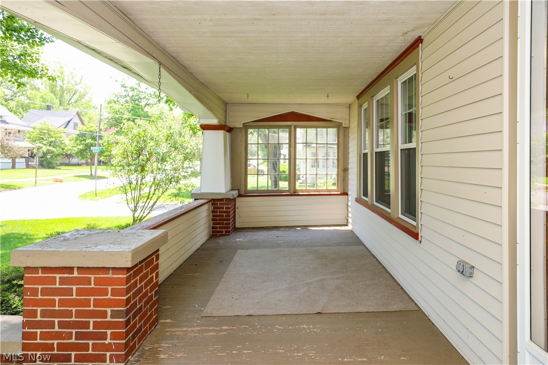 228 Lawrence Street Ravenna OH 44266