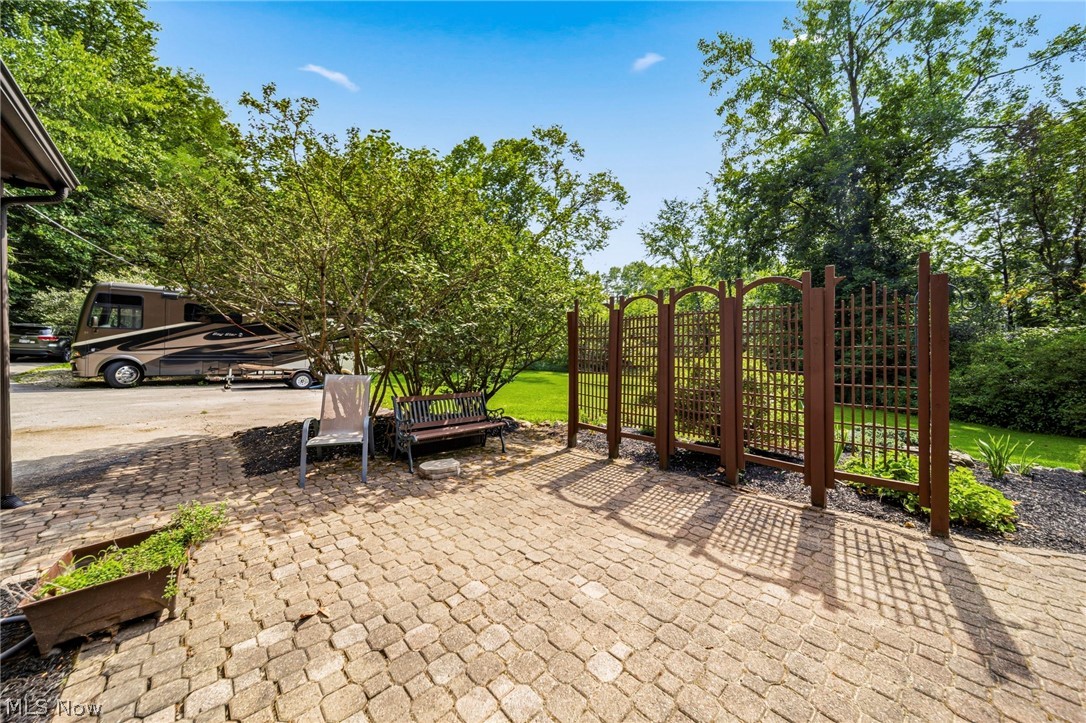 10182 Mulberry Road Chardon OH 44024