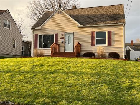 715 E Catawba Avenue Akron OH 44306