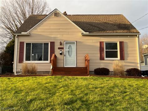 715 E Catawba Avenue Akron OH 44306