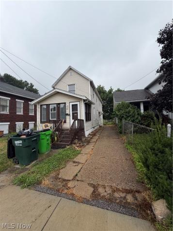 82 Brown Street Barberton OH 44203
