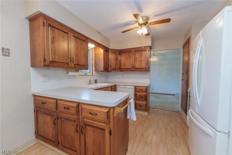 13625 Claremont Avenue Middleburg Heights OH 44130