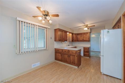 13625 Claremont Avenue Middleburg Heights OH 44130
