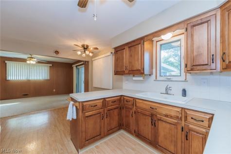 13625 Claremont Avenue Middleburg Heights OH 44130