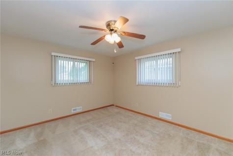 13625 Claremont Avenue Middleburg Heights OH 44130