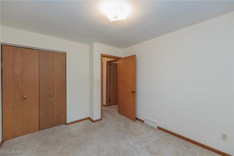 13625 Claremont Avenue Middleburg Heights OH 44130