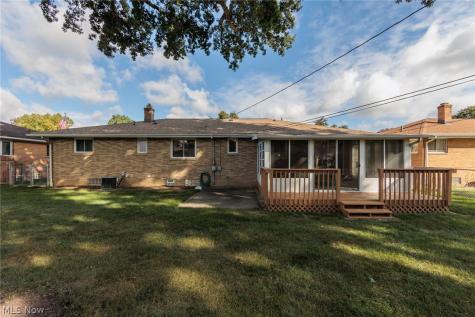 13625 Claremont Avenue Middleburg Heights OH 44130
