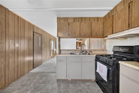 4199 Massillon Road Uniontown OH 44685
