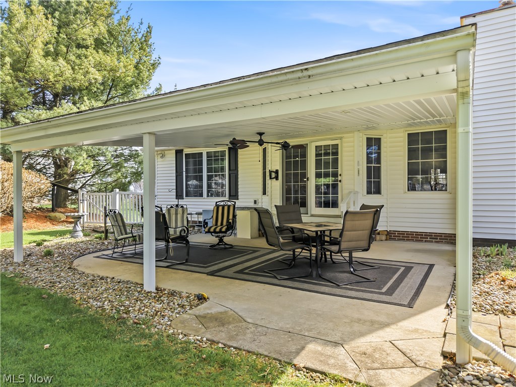 1009 E Reno Drive Louisville OH 44641