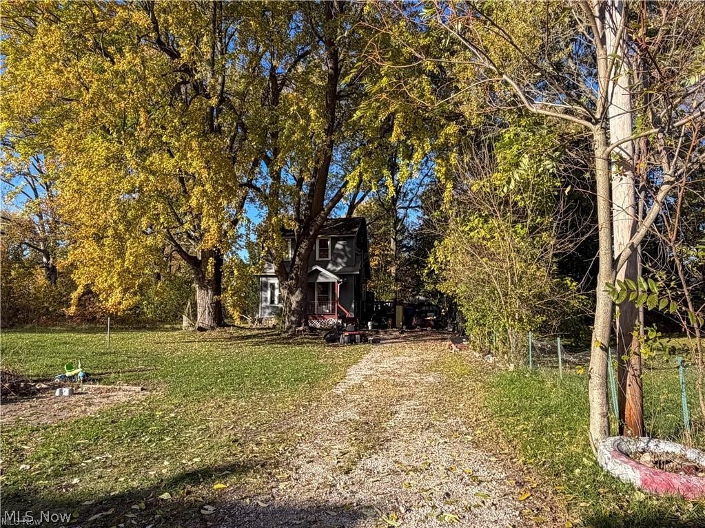322-324 North Road NW Warren OH 44483