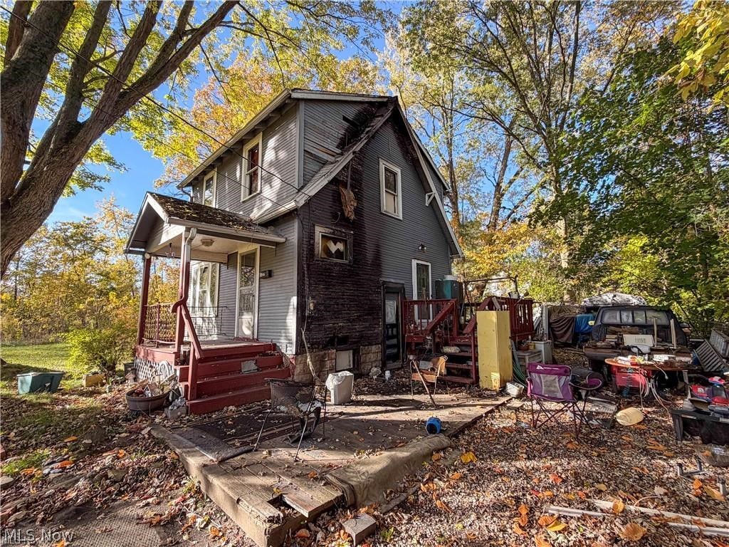 322-324 North Road NW Warren OH 44483