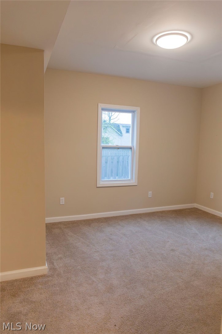 941 Owego Street Painesville OH 44077