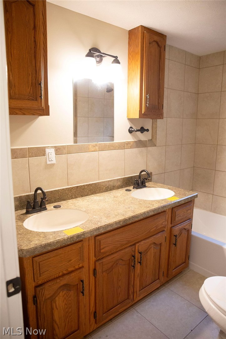 941 Owego Street Painesville OH 44077