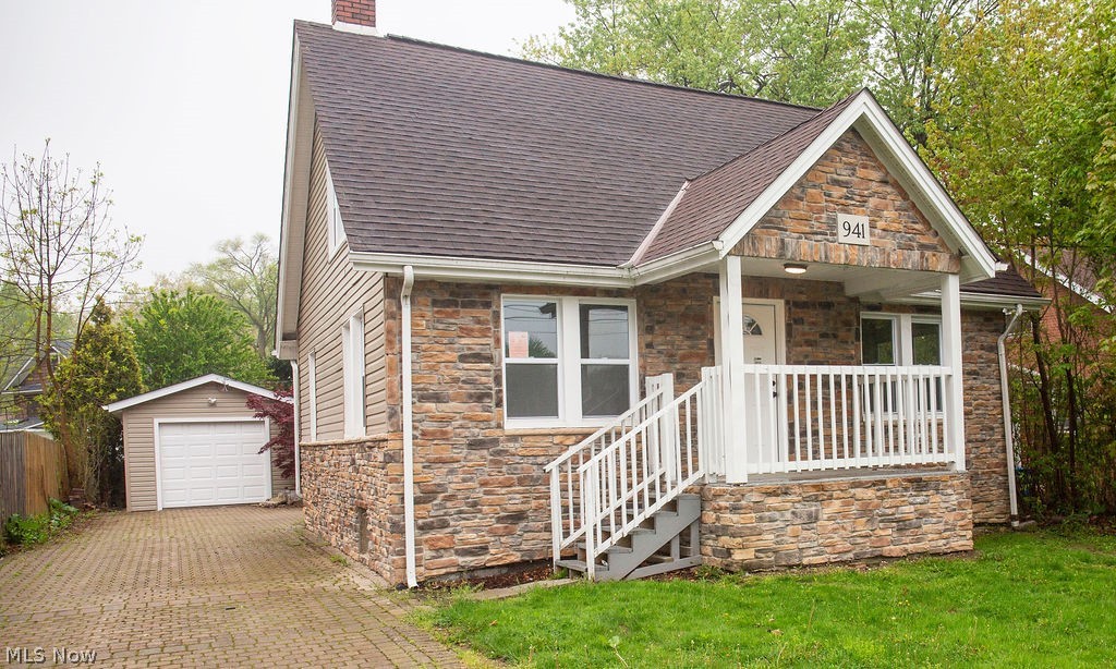 941 Owego Street Painesville OH 44077