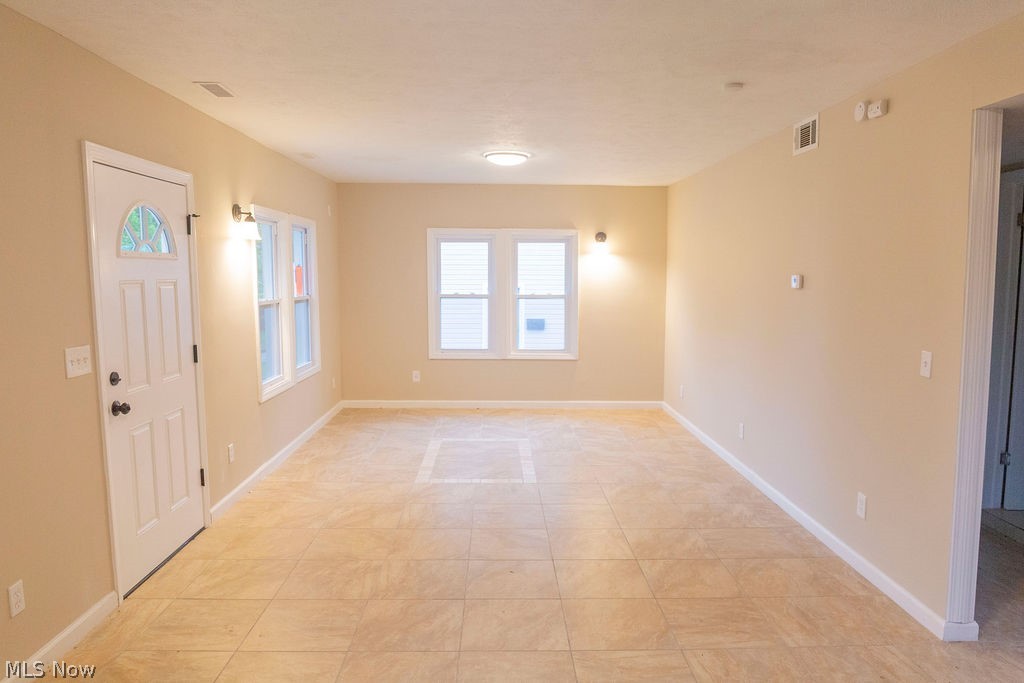 941 Owego Street Painesville OH 44077