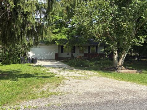 8061 Yoder Road Seville OH 44273