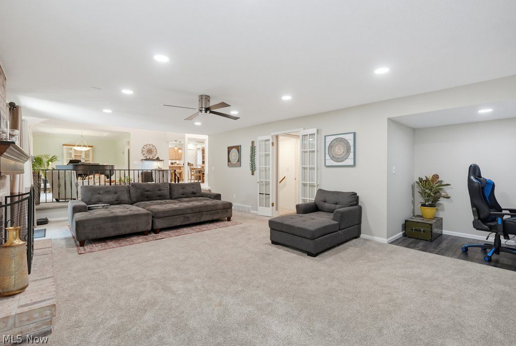 17755 Fairfax Lane Strongsville OH 44136