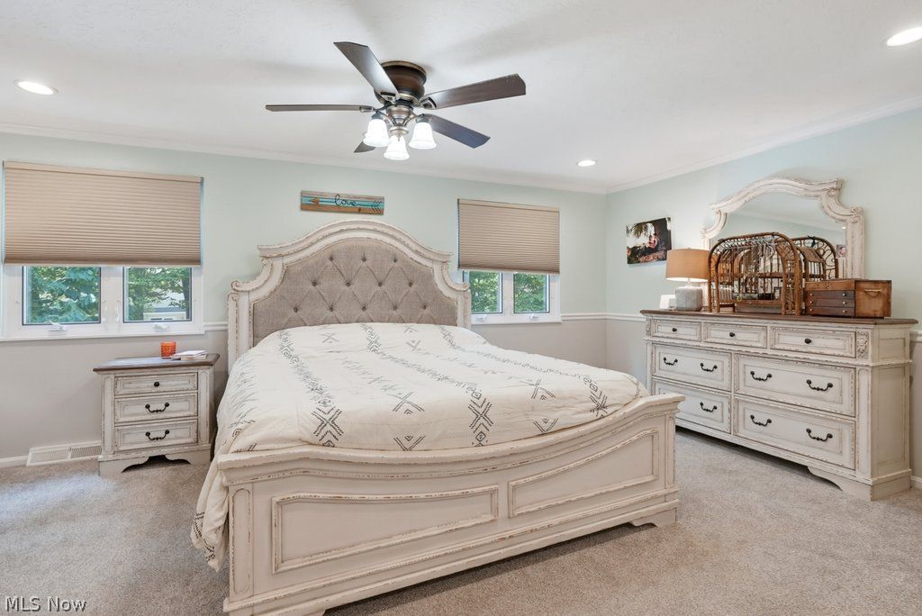 17755 Fairfax Lane Strongsville OH 44136