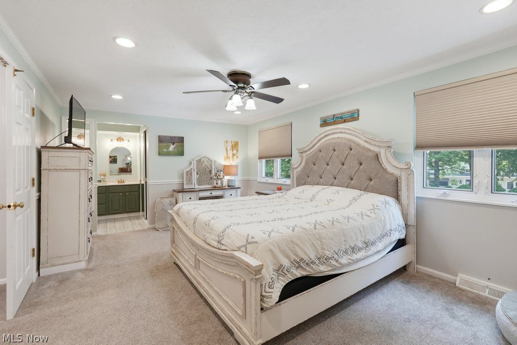 17755 Fairfax Lane Strongsville OH 44136