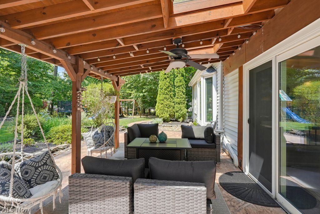 17755 Fairfax Lane Strongsville OH 44136