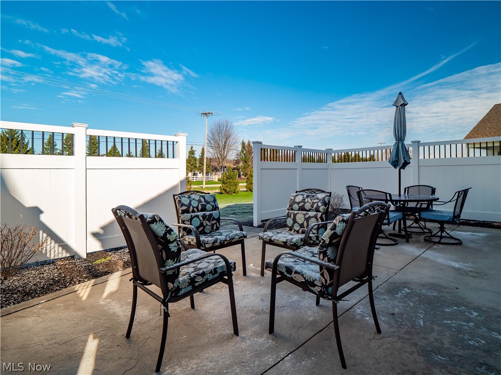 157 Kensington Way Elyria OH 44035