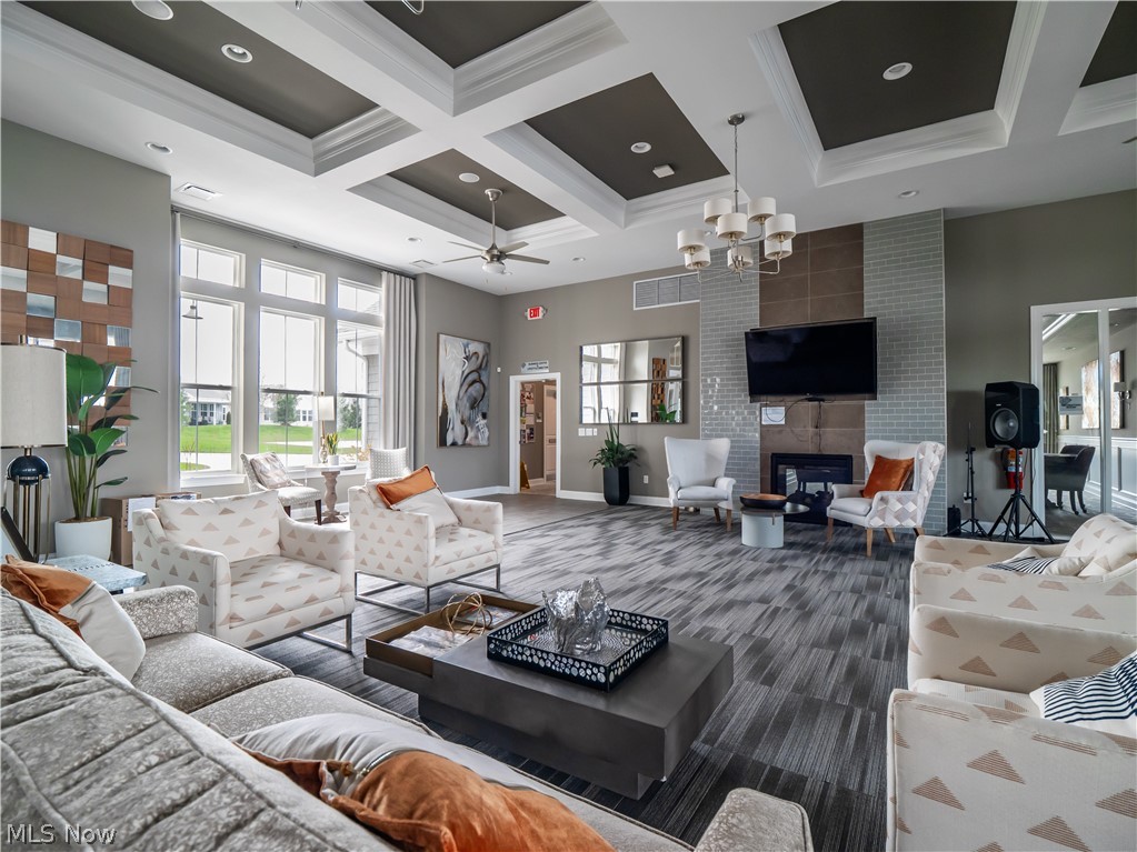 157 Kensington Way Elyria OH 44035