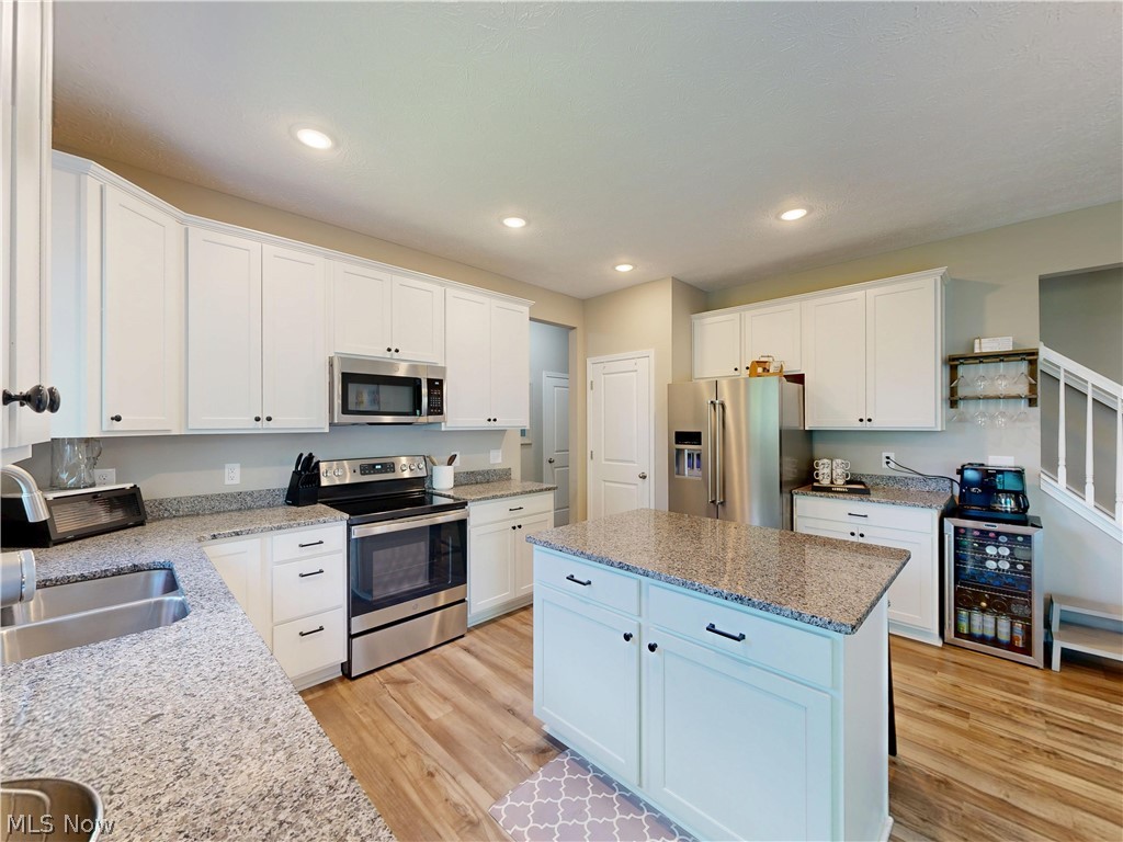 1223 Selena Grove Green OH 44685