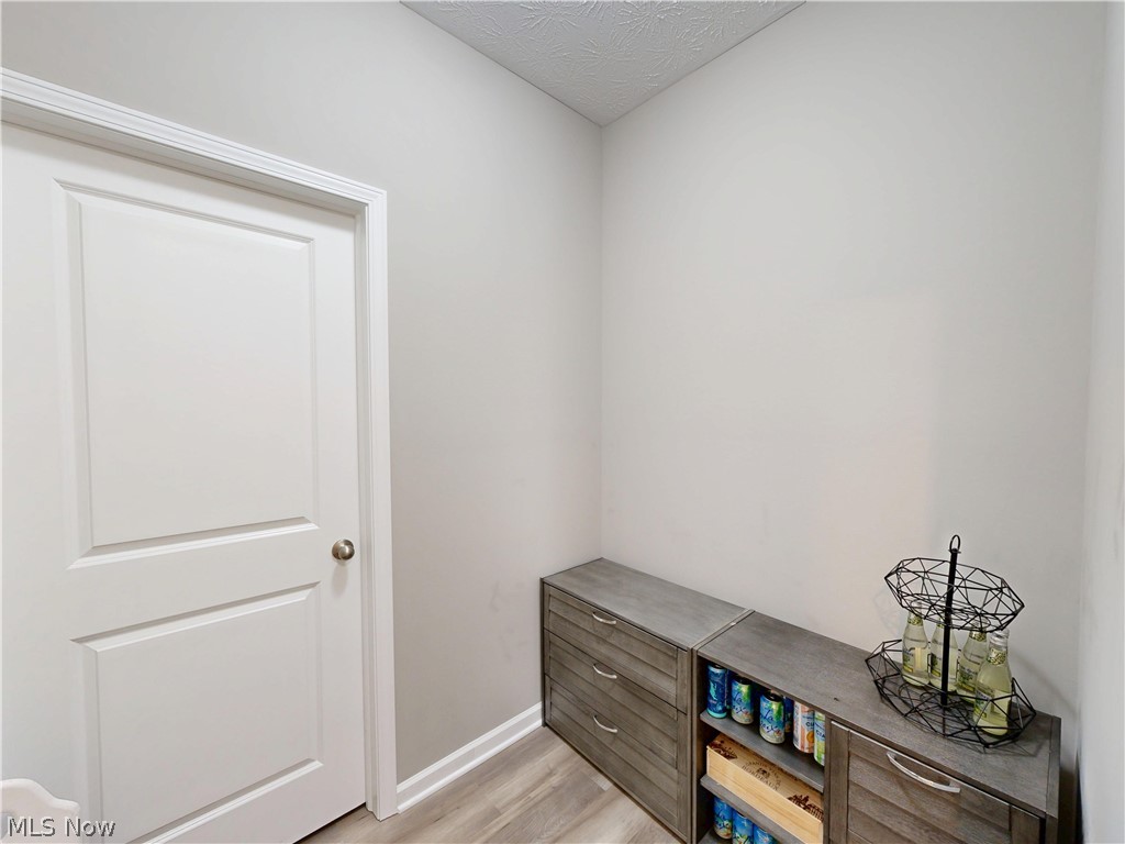 1223 Selena Grove Green OH 44685